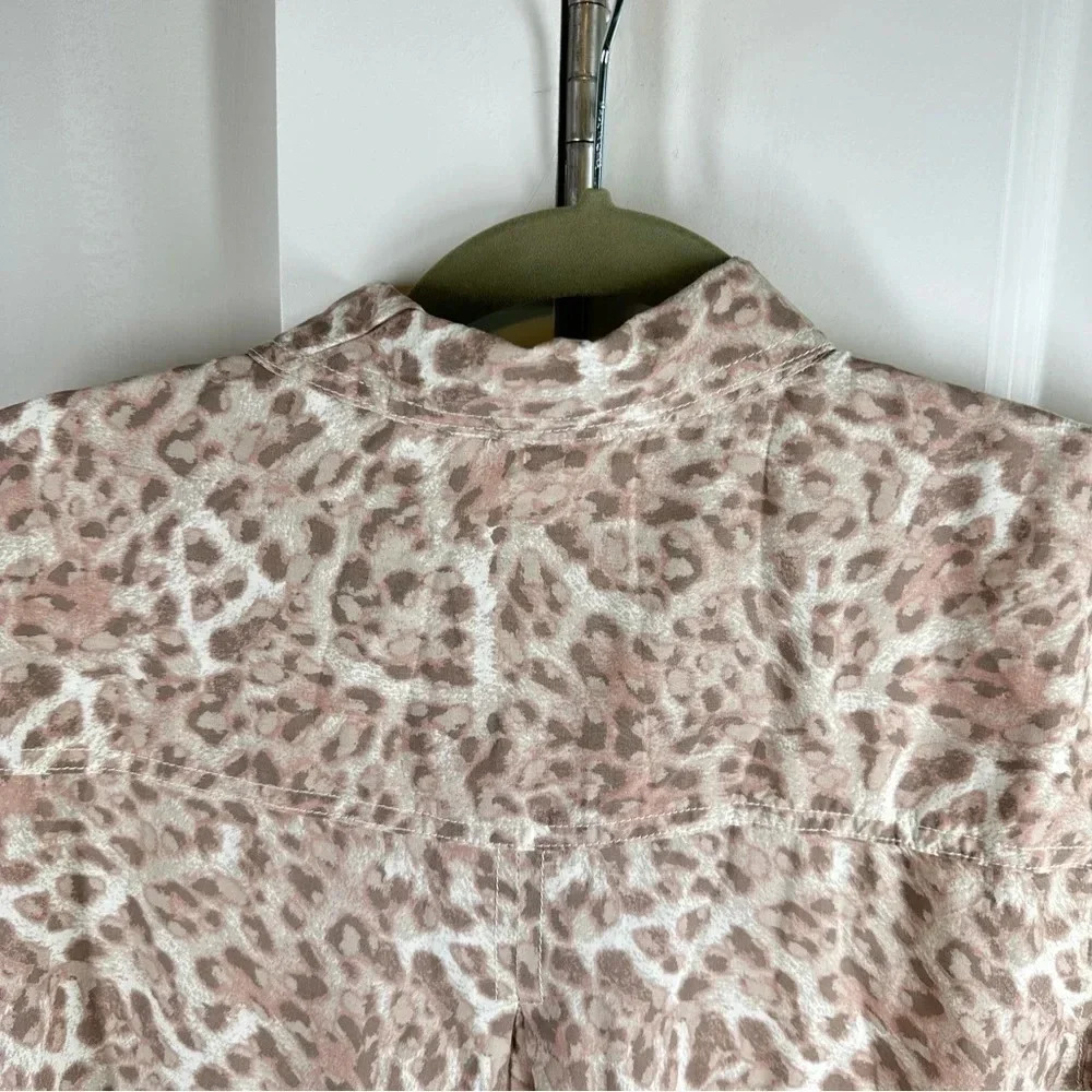 Beach Lunch Lounge Cheetah Button Front Shirt‎ size Large NWT Alana Classic - Picture 8 of 9